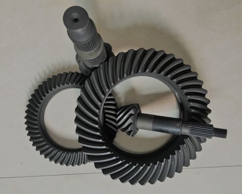 La trasmissione parte la corona dentata ed il pignone a spirale degli ingranaggi conici per NISSAN